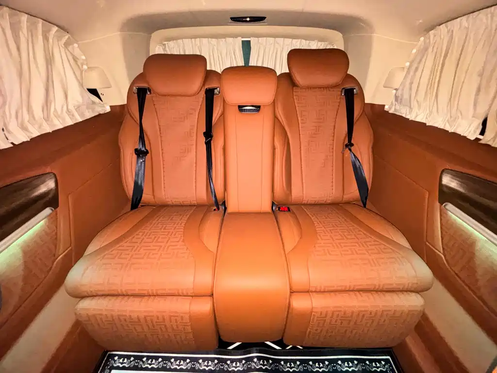Mercedes-Benz Vito 2021 2.0T Business Edition 7-seater 2022 - thumbnail 16