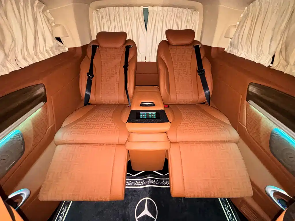 Mercedes-Benz Vito 2021 2.0T Business Edition 7-seater 2022 - thumbnail 17