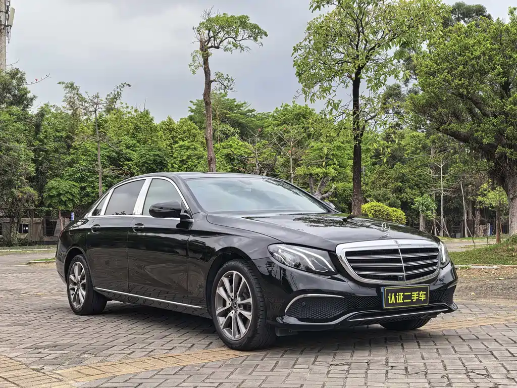Mercedes-Benz Mercedes-Benz E-Class 2018 Facelift E 300 L Sport Style 2018 - thumbnail 3