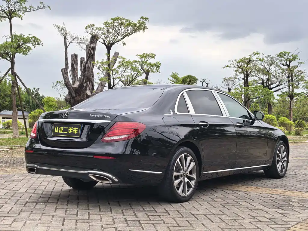 Mercedes-Benz Mercedes-Benz E-Class 2018 Facelift E 300 L Sport Style 2018 - thumbnail 7