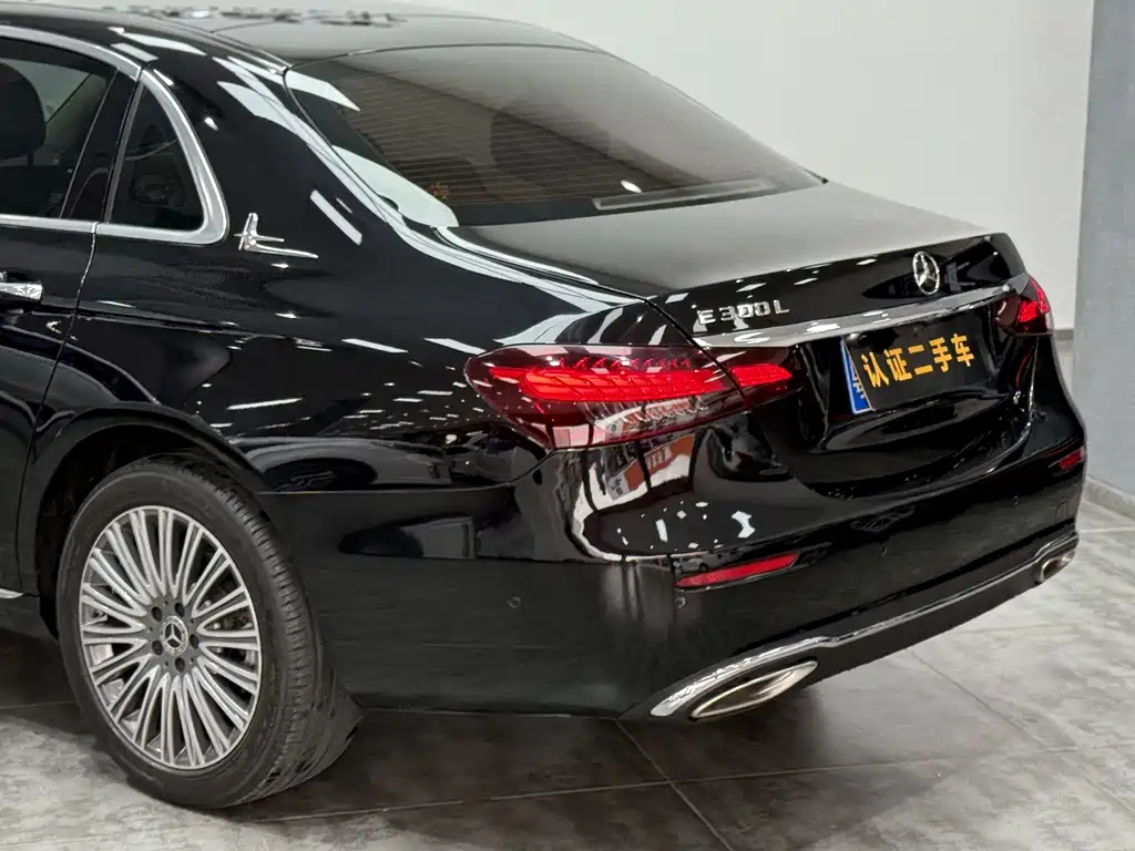 Mercedes-Benz Mercedes-Benz E-Class 2021 E 300 L Fashion Edition 2021 - thumbnail 18