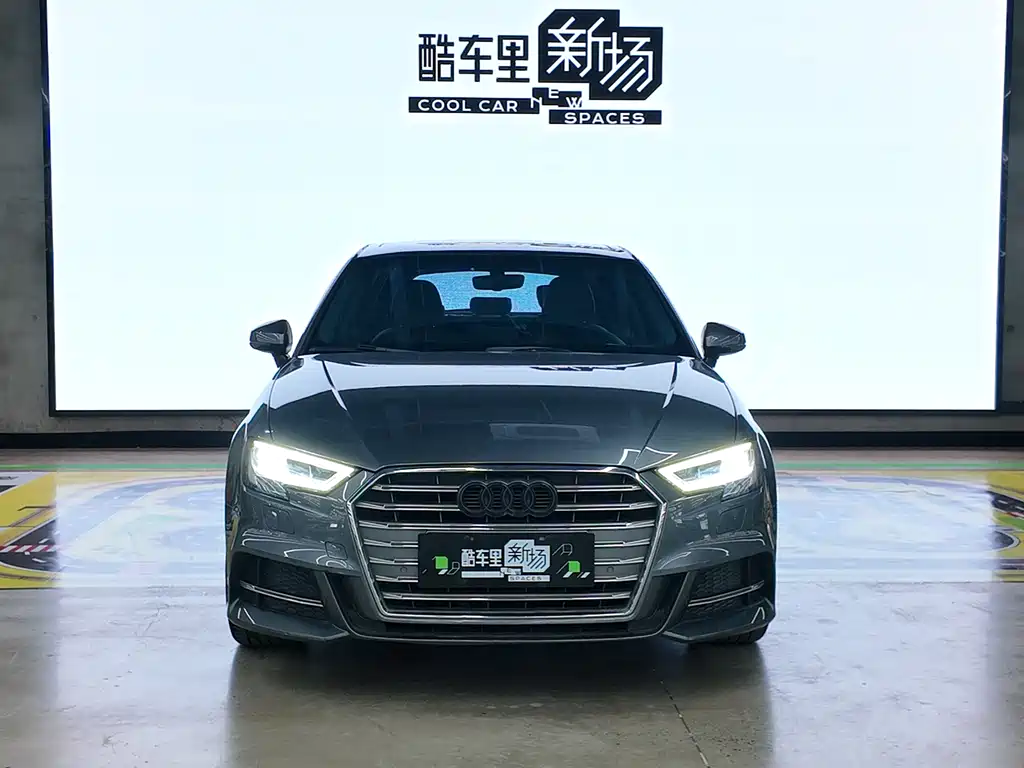 Audi Audi A3 Sportback 35 TFSI Fashion Edition 2020 Model VI 2020 - thumbnail 2