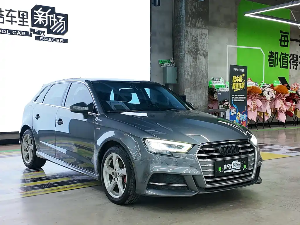 Audi Audi A3 Sportback 35 TFSI Fashion Edition 2020 Model VI 2020 - thumbnail 3