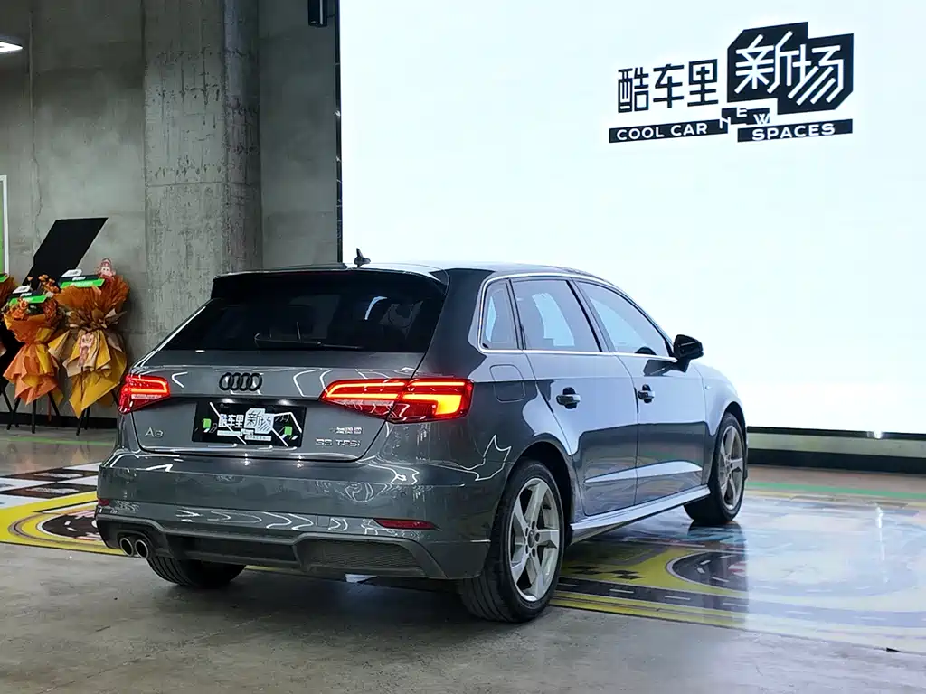 Audi Audi A3 Sportback 35 TFSI Fashion Edition 2020 Model VI 2020 - thumbnail 4