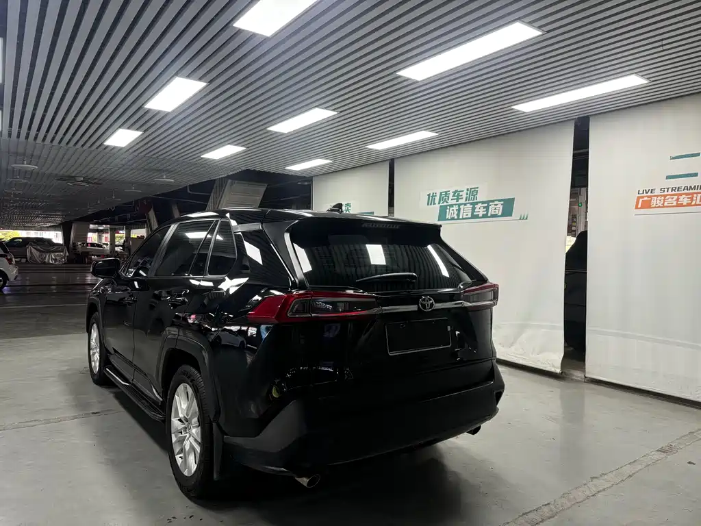 Toyota Venza 2022 2.0L CVT FWD Leading Edition 2022 - thumbnail 5