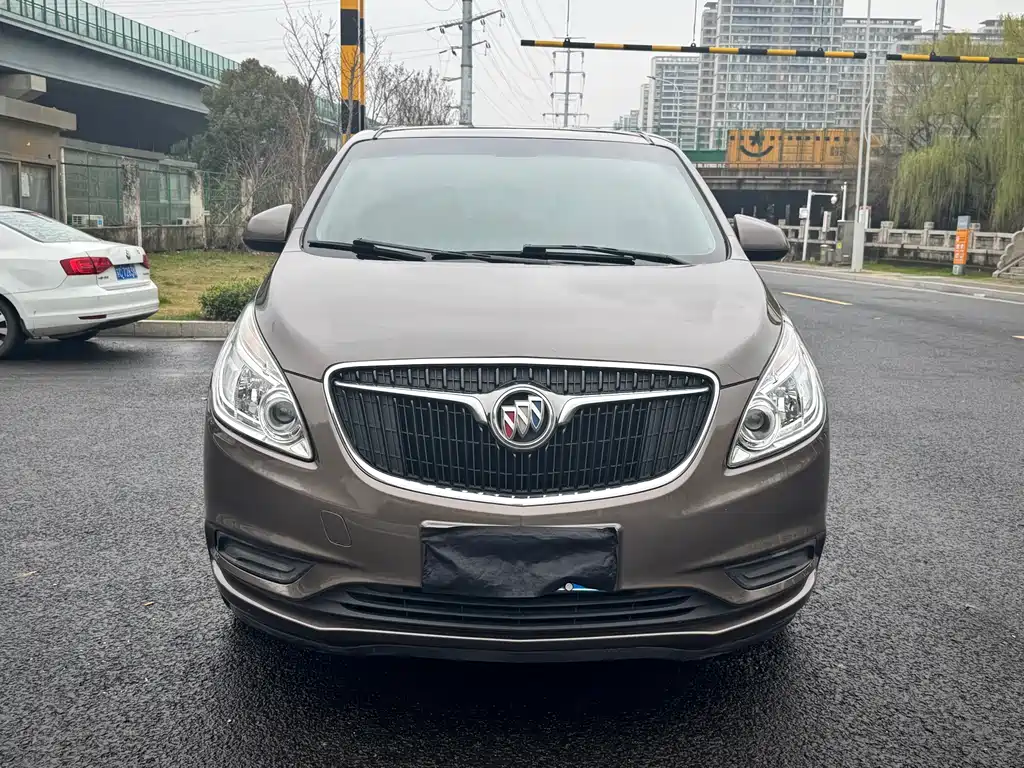 Buick Buick GL8 2017 25S Luxury Edition China V 2018 - thumbnail 2