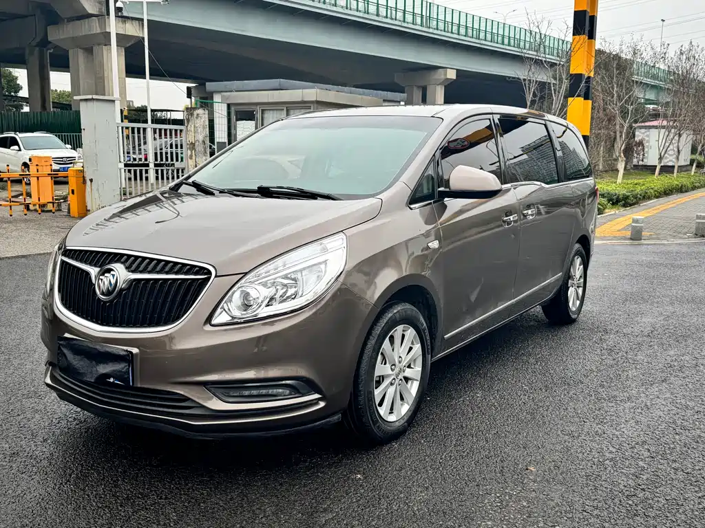 Buick Buick GL8 2017 25S Luxury Edition China V 2018 - thumbnail 3