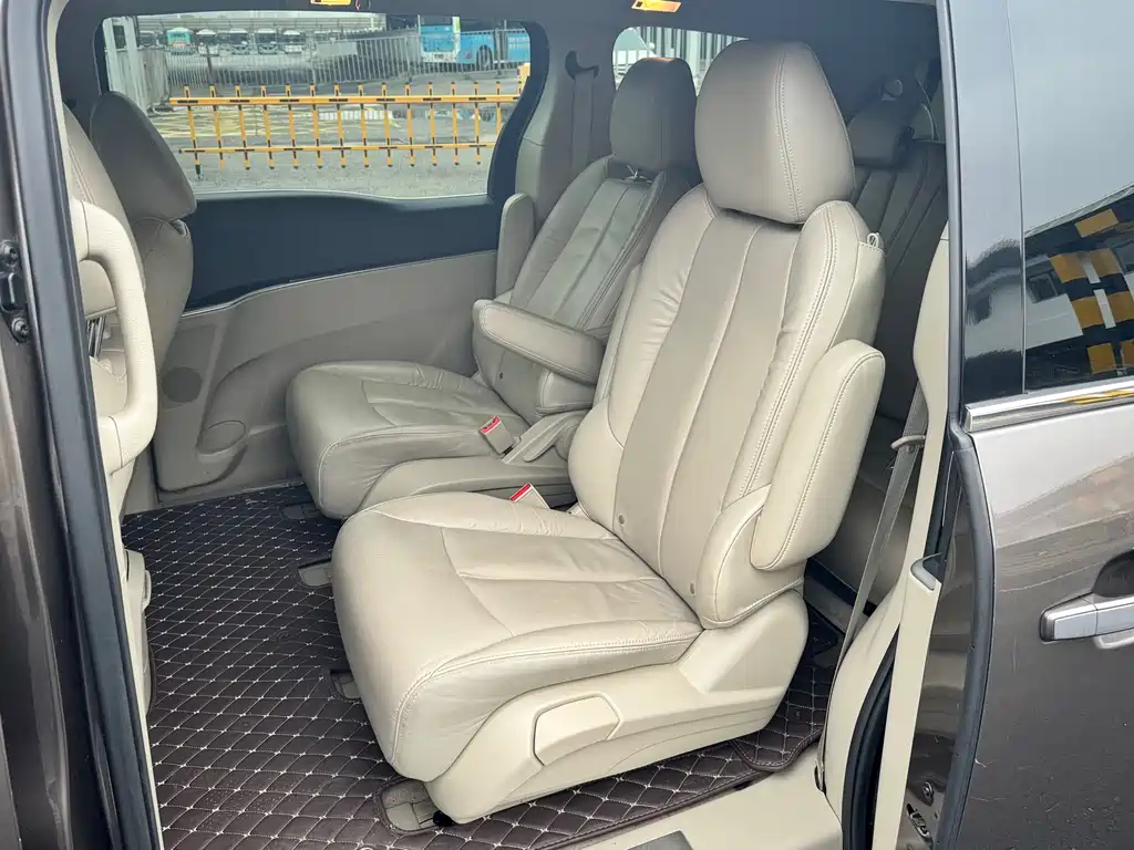 Buick Buick GL8 2017 25S Luxury Edition China V 2018 - thumbnail 7