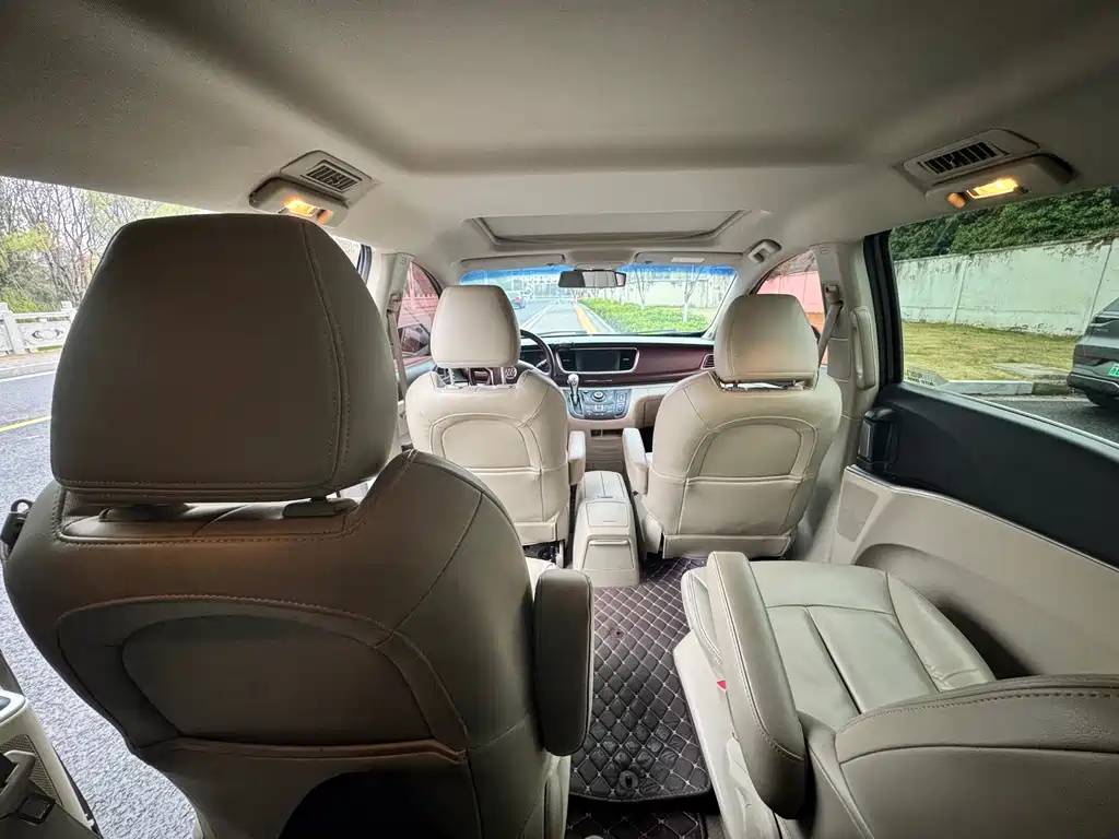 Buick Buick GL8 2017 25S Luxury Edition China V 2018 - thumbnail 8