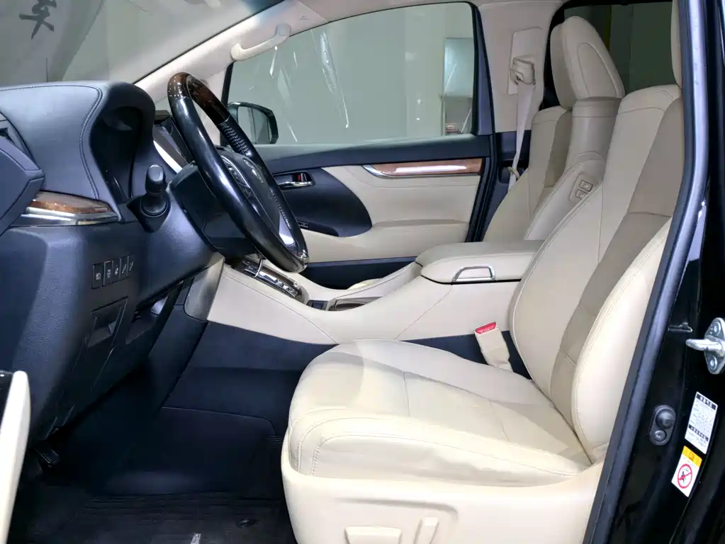 Toyota Alphard 2015 3.5L Executive Version 2017 - thumbnail 9
