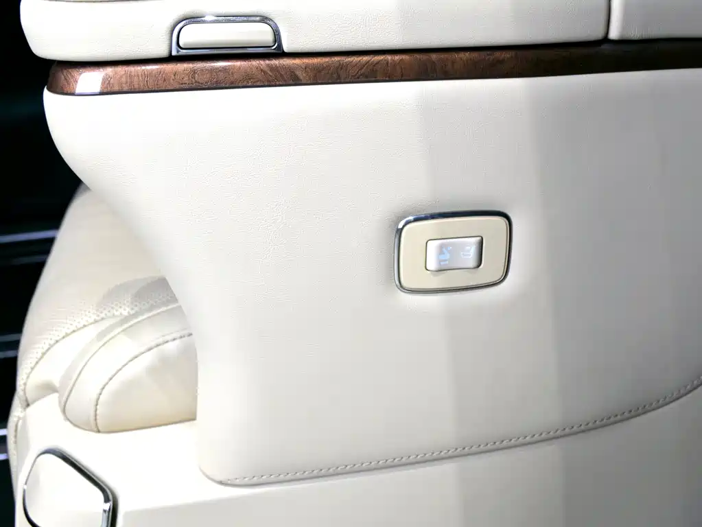 Toyota Alphard 2015 3.5L Executive Version 2017 - thumbnail 28