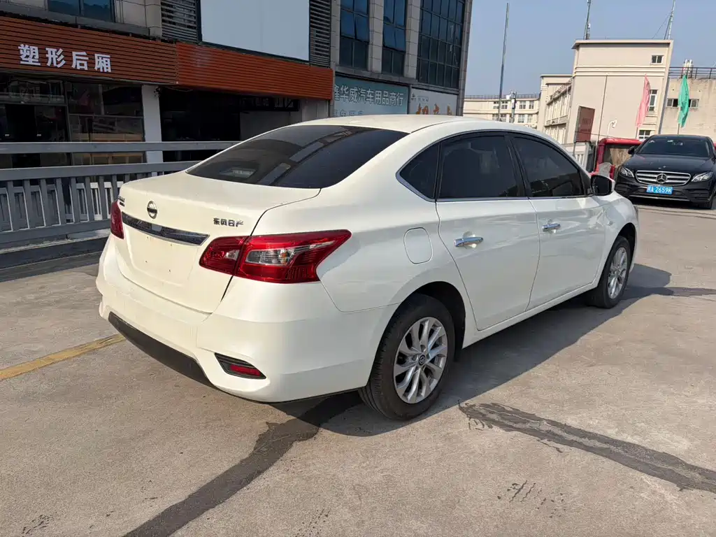Nissan Nissan Sylphy 2022 Classic 1.6XL CVT Luxury Edition 2023 - thumbnail 6
