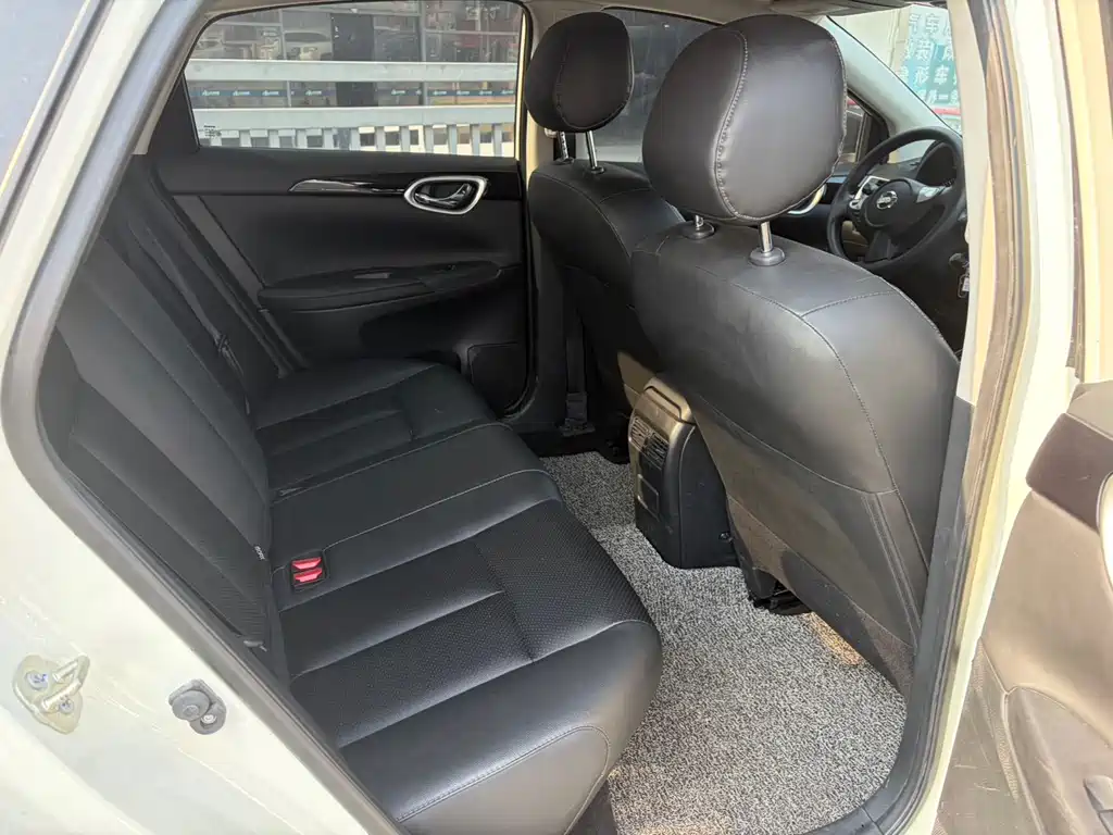 Nissan Nissan Sylphy 2022 Classic 1.6XL CVT Luxury Edition 2023 - thumbnail 9