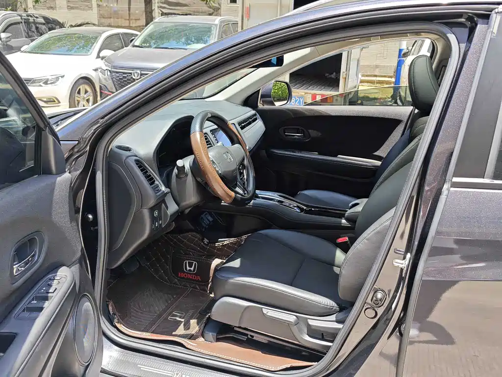 Honda Honda Breeze 2022 1.5L CVT Phantom Night Pioneer Edition 2022 - thumbnail 5