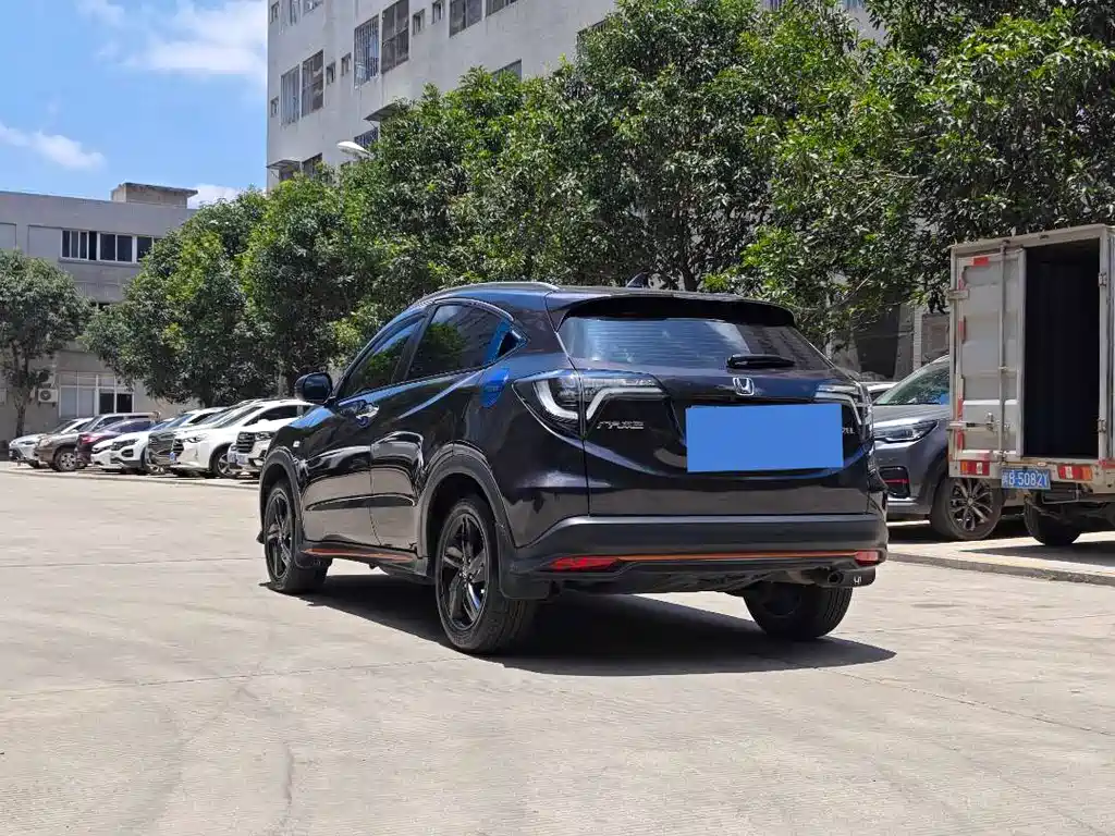 Honda Honda Breeze 2022 1.5L CVT Phantom Night Pioneer Edition 2022 - thumbnail 10