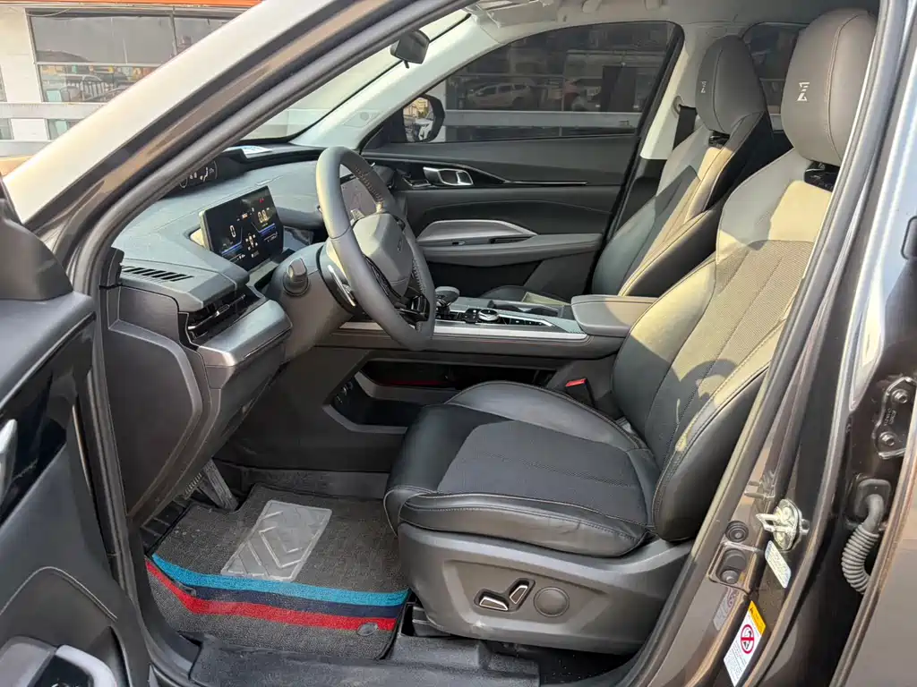 Changan Oushang Changan Oushang Z6 2022 Blue Whale 1.5T DCT Smart Enjoy Edition 2023 - thumbnail 11