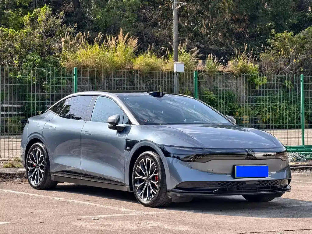 Zeekr ZEEKR 007 2024 AWD Intelligent Drive 75kWh 2024 - thumbnail 3