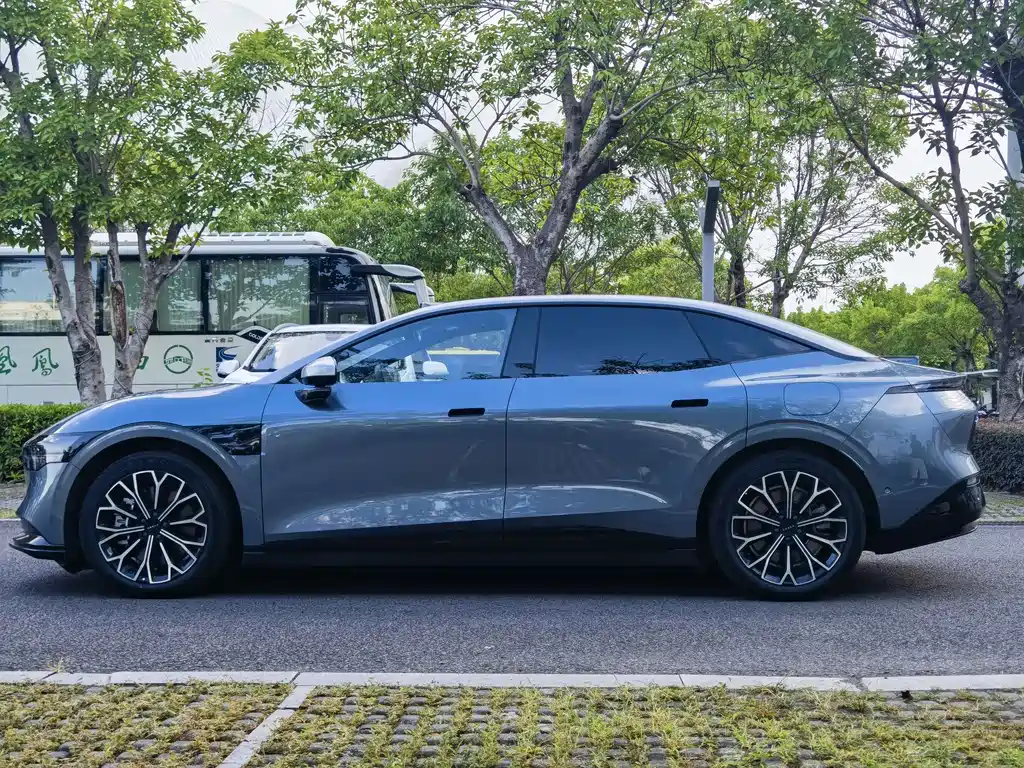 Zeekr ZEEKR 007 2025 AWD Intelligent Drive 75kWh 2025 - thumbnail 5
