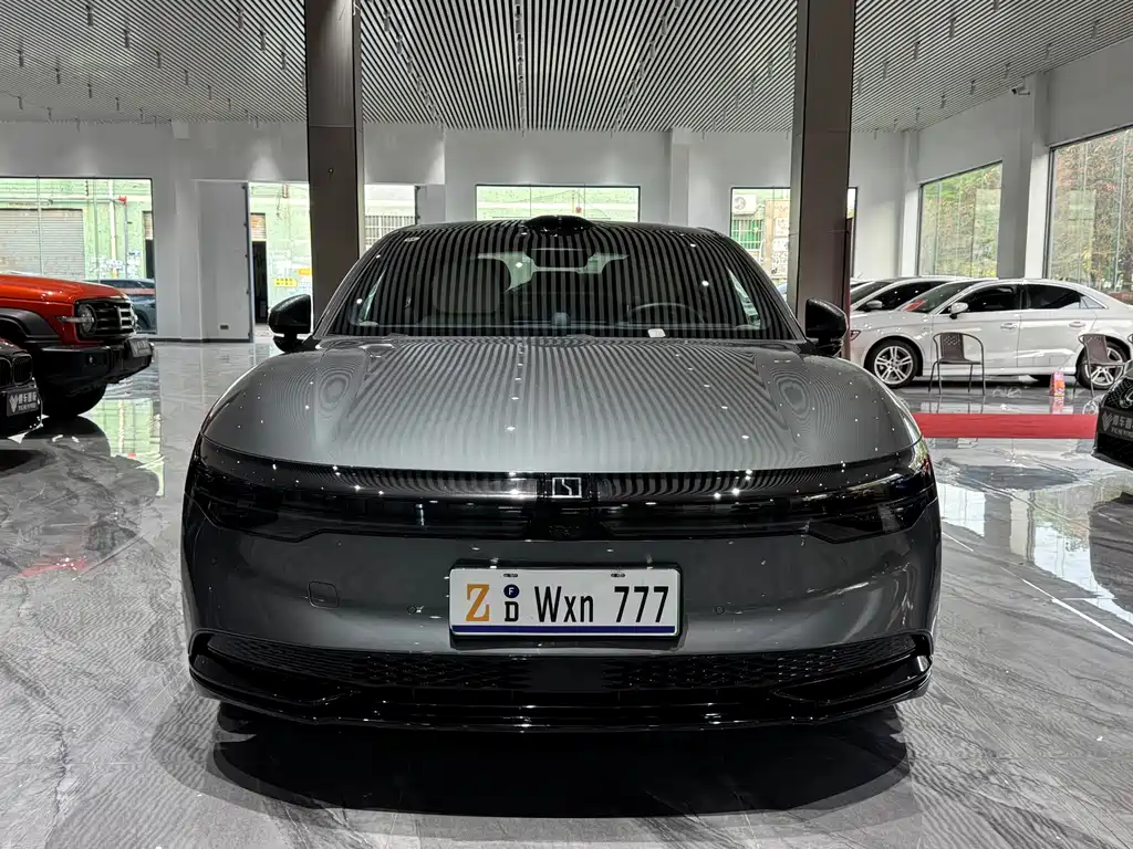 Zeekr ZEEKR 007 2024 AWD Intelligent Drive Version 100kWh 2024 - thumbnail 2