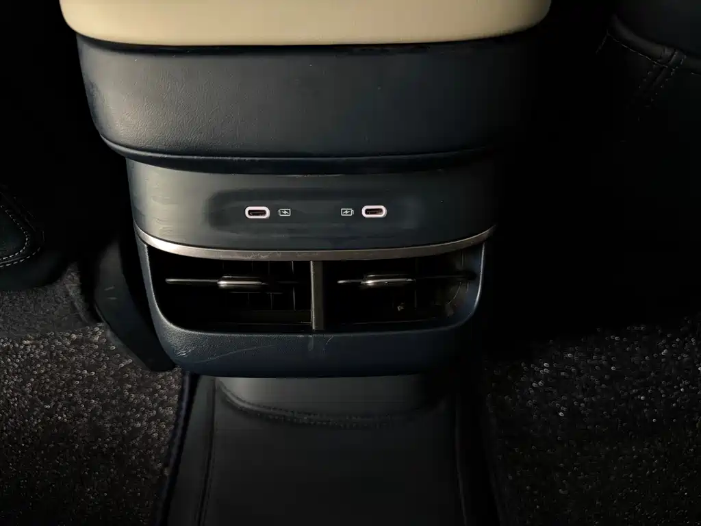 Zeekr ZEEKR 007 2024 AWD Intelligent Drive Version 100kWh 2024 - thumbnail 24
