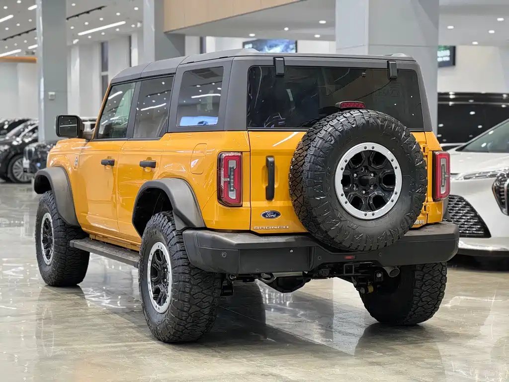 Ford Ford Bronco 2024 2.3T Long Beach Off-Road Edition 2024 - thumbnail 6