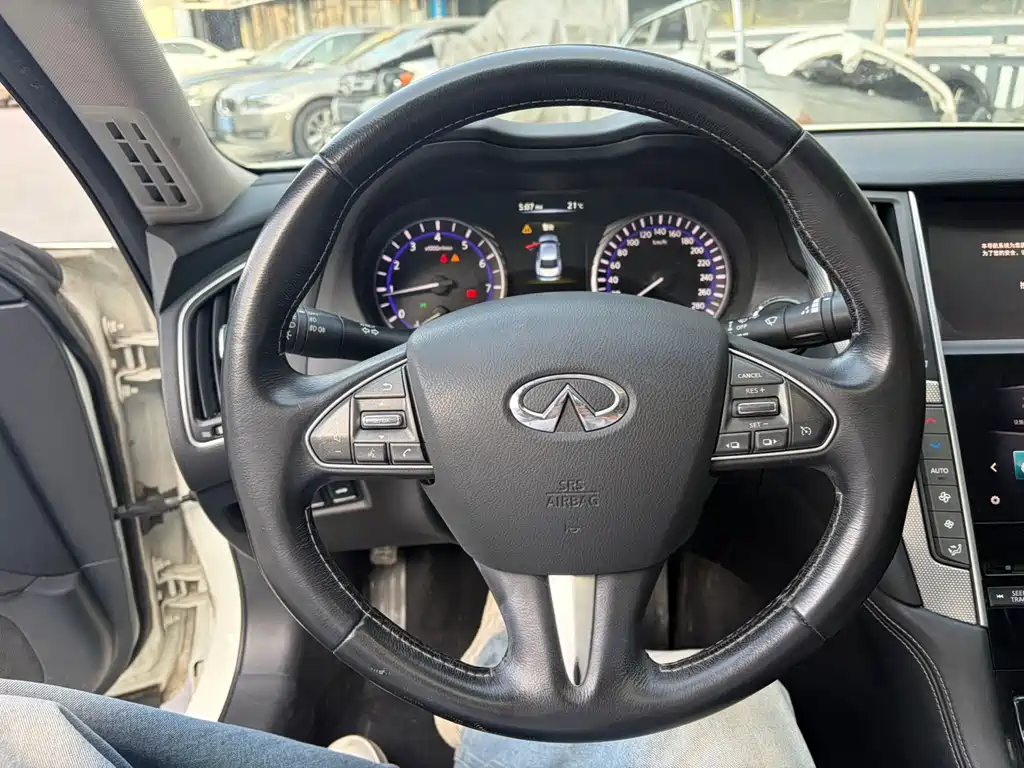 Infiniti Infiniti Q50L 2016 2.0T Premium Edition 2017 - thumbnail 13