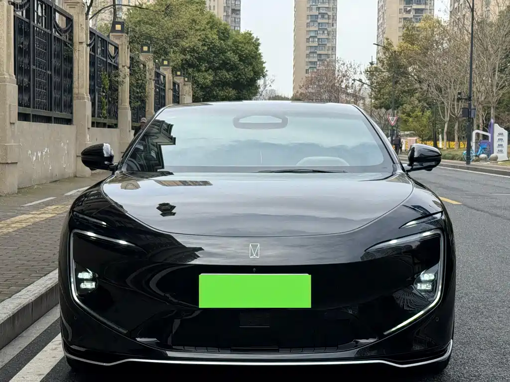Avatr Avita 12 2026 Ultra EV AWD 2025 - thumbnail 2