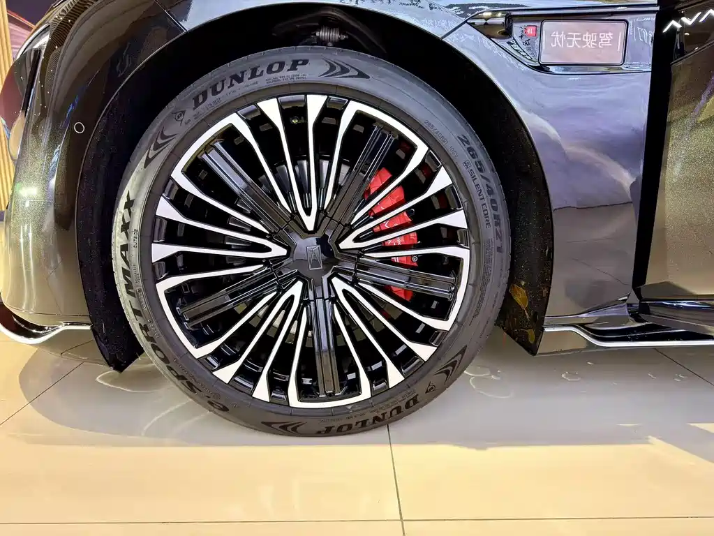 Avatr Avita 12 2026 Ultra EV AWD 2025 - thumbnail 7