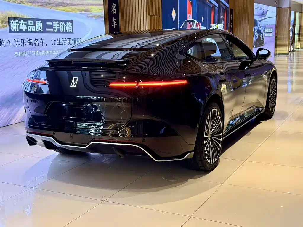 Avatr Avita 12 2026 Ultra EV AWD 2025 - thumbnail 10