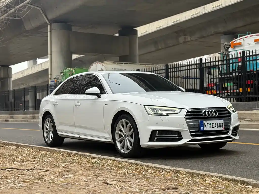 Audi Audi A4L 2018 30th Anniversary Edition 40 TFSI Fashion Model 2018 - thumbnail 2