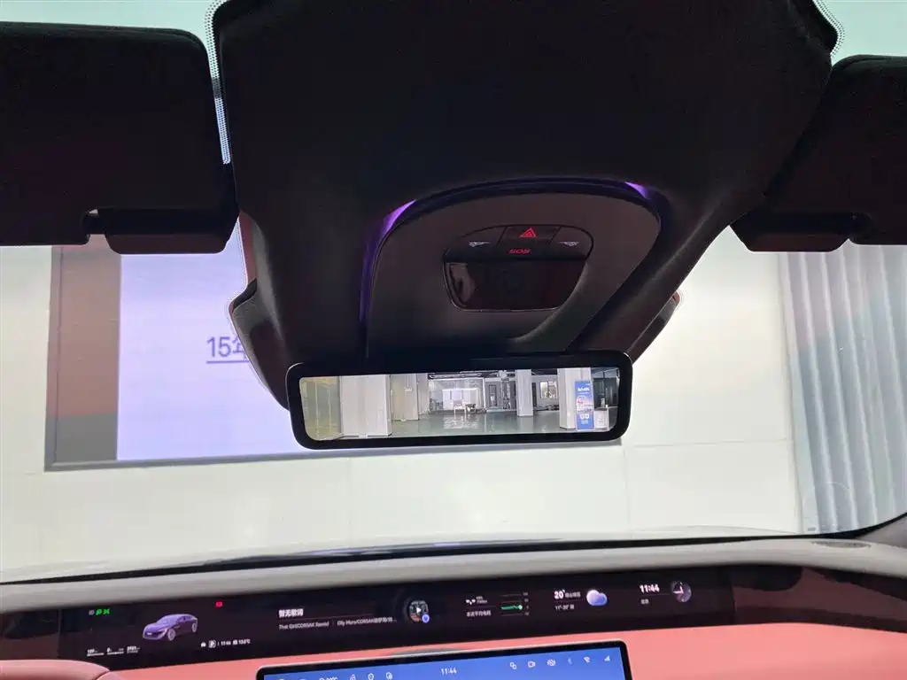 Avatr Avita 12 2026 Ultra EV AWD 2025 - thumbnail 13