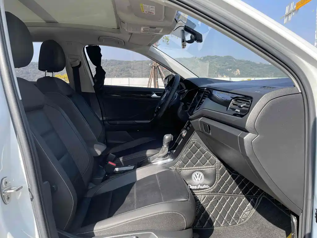 Volkswagen T-ROC 2022 280TSI DSG Front-Wheel Drive Comfort Plus 2022 - thumbnail 7