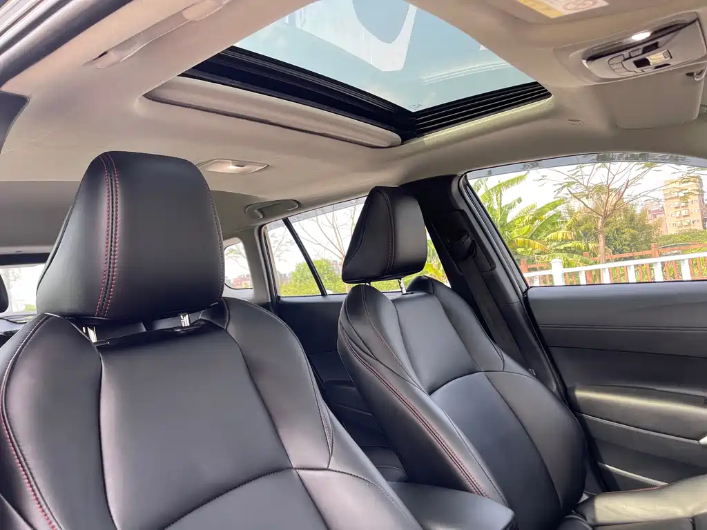 Toyota Crown Kluger 2024 2.0L Intelligent Hybrid Dual Engine Leading Edition 2024 - thumbnail 9