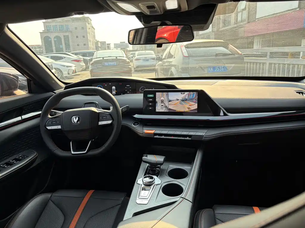 Changan Changan UNI-V 2024 1.5T Premium Edition 2025 - thumbnail 10