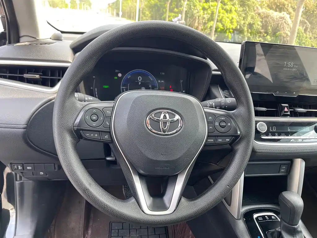 Toyota Crown Kluger 2024 2.0L Intelligent Hybrid Dual Engine Leading Edition 2024 - thumbnail 22