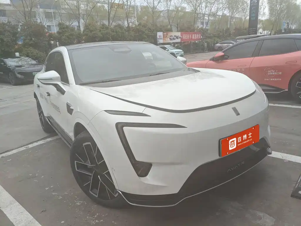 Avatr AVATR 11 2024 580 Tri-Laser AWD Luxury Edition 2024 - thumbnail 3