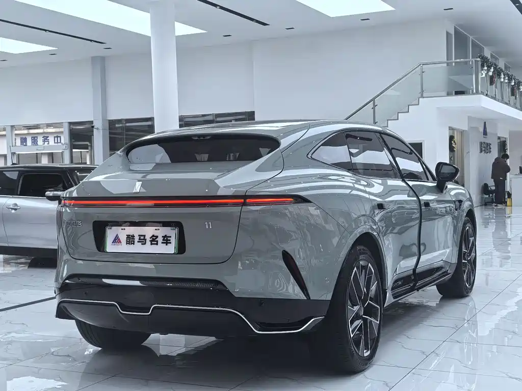 Avatr AVATR 11 2024 580 Tri-Laser AWD Luxury Edition 2024 - thumbnail 13