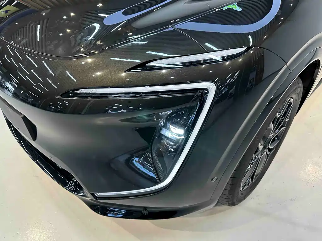 Avatr Avita 07 2026 Elite EV 2025 - thumbnail 4