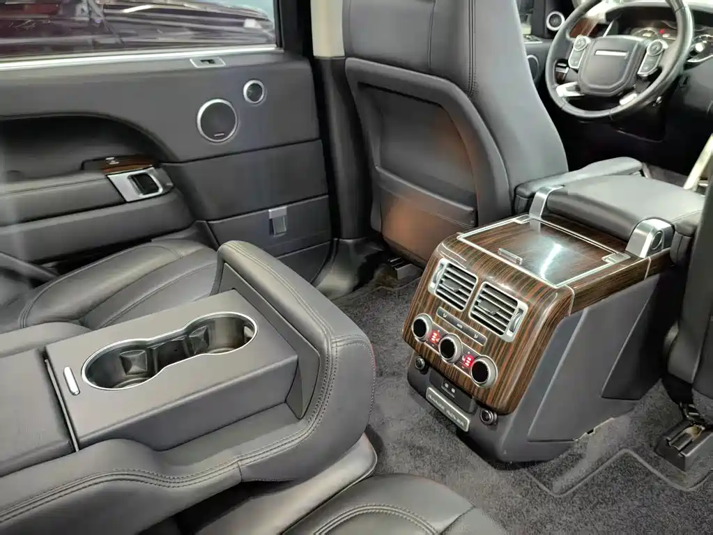 Land Rover Range Rover 2017 3.0 SC V6 Vogue Long Wheelbase 2017 - thumbnail 13