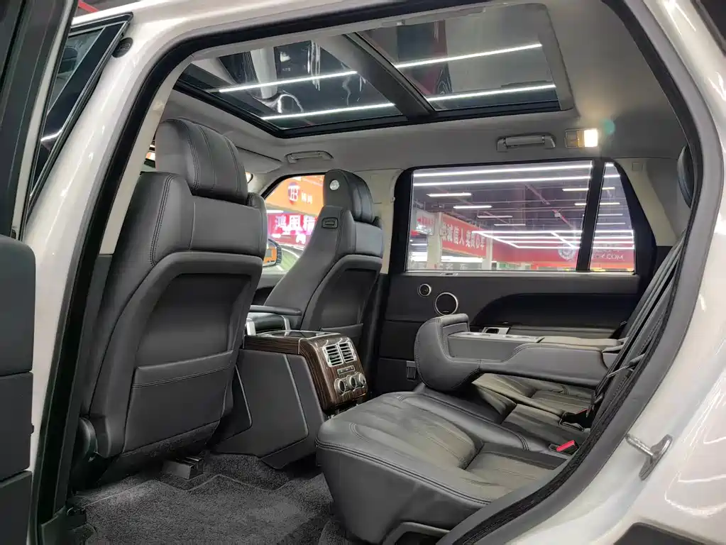 Land Rover Range Rover 2017 3.0 SC V6 Vogue Long Wheelbase 2017 - thumbnail 15