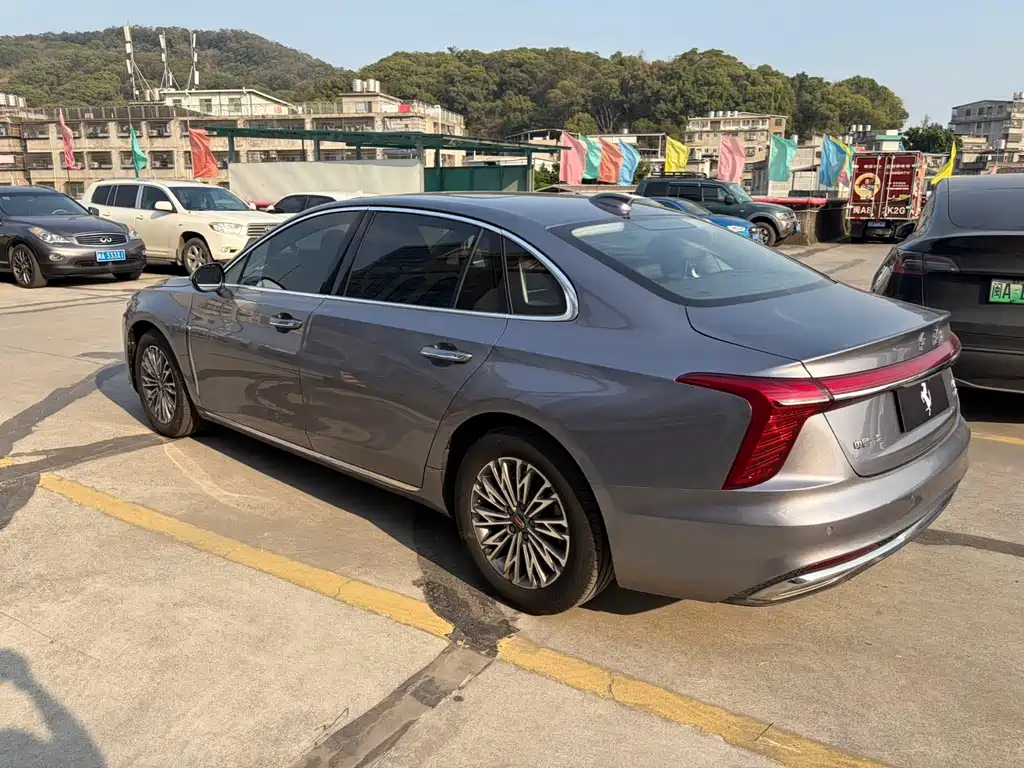 Hongqi Hongqi H5 2023 1.5T DCT SmartLink FlagJoy Edition 2023 - thumbnail 4