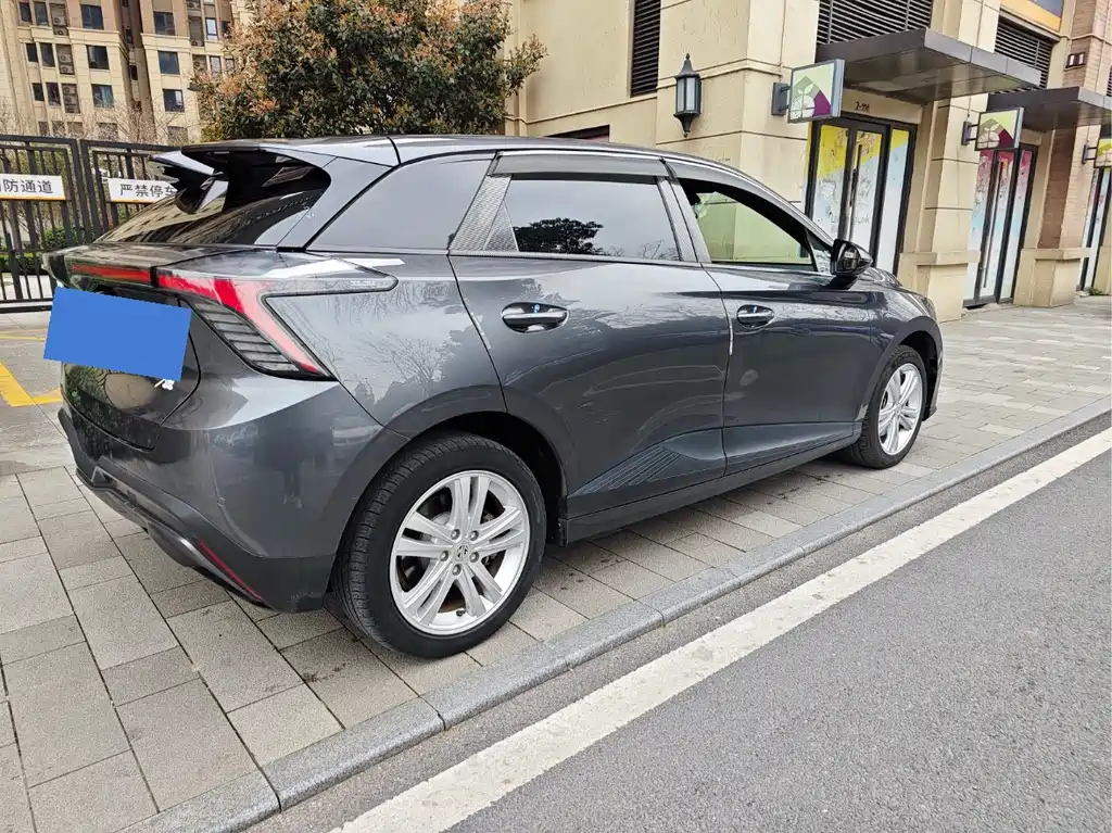 MG MG4 2022 425km Luxury Edition 2022 - thumbnail 8