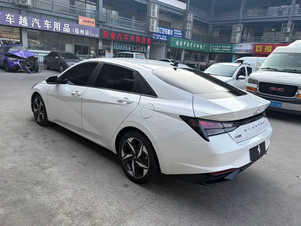 Hyundai Hyundai Elantra 2022 1.5L CVT GLX Elite Edition 2023 - thumbnail 4
