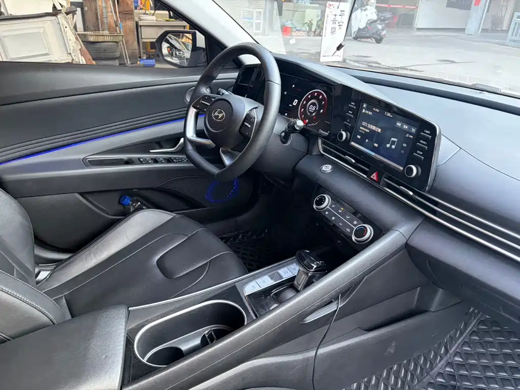 Hyundai Hyundai Elantra 2022 1.5L CVT GLX Elite Edition 2023 - thumbnail 9