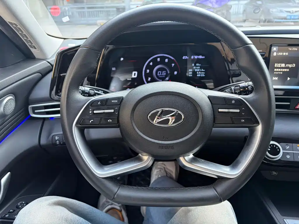 Hyundai Hyundai Elantra 2022 1.5L CVT GLX Elite Edition 2023 - thumbnail 13