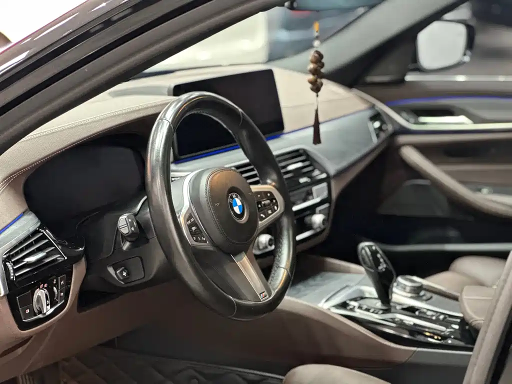 BMW BMW 5 Series 2022 Model Update 2 530Li Premium M Sport Package 2022 - thumbnail 5