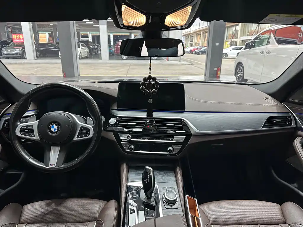 BMW BMW 5 Series 2022 Model Update 2 530Li Premium M Sport Package 2022 - thumbnail 8