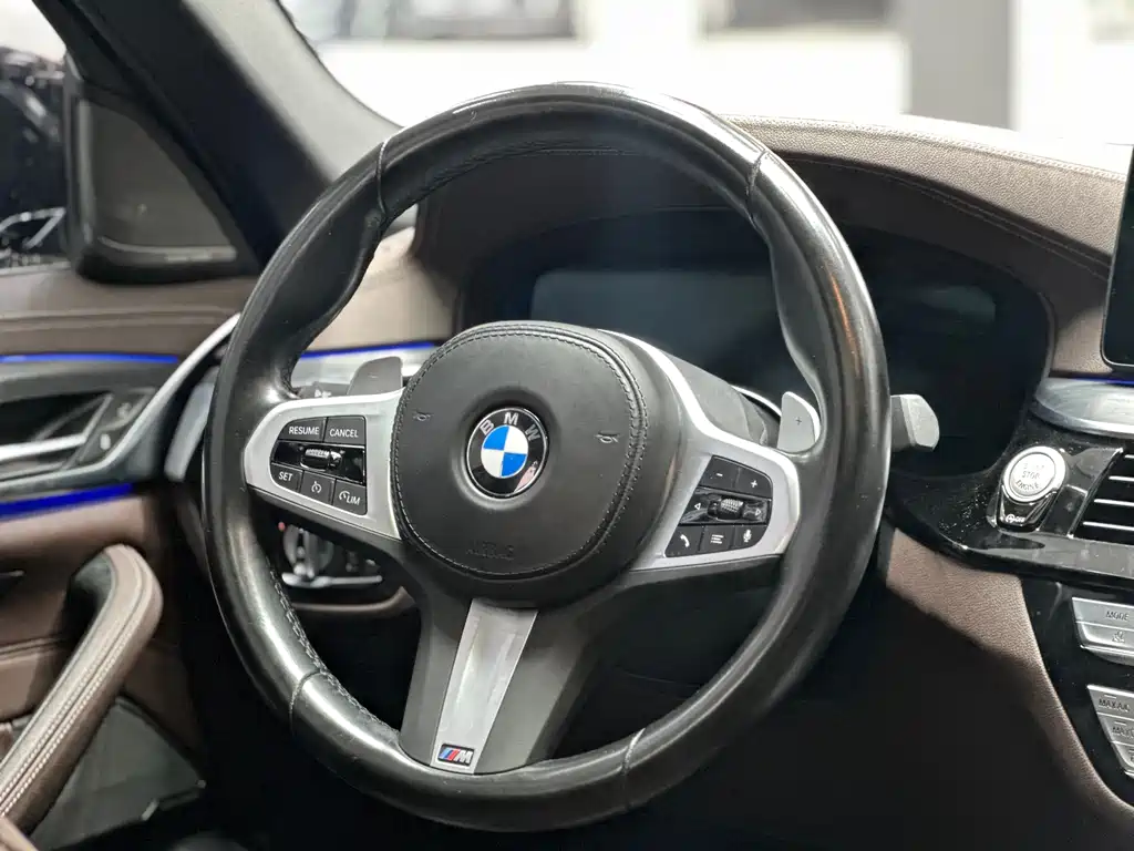 BMW BMW 5 Series 2022 Model Update 2 530Li Premium M Sport Package 2022 - thumbnail 10