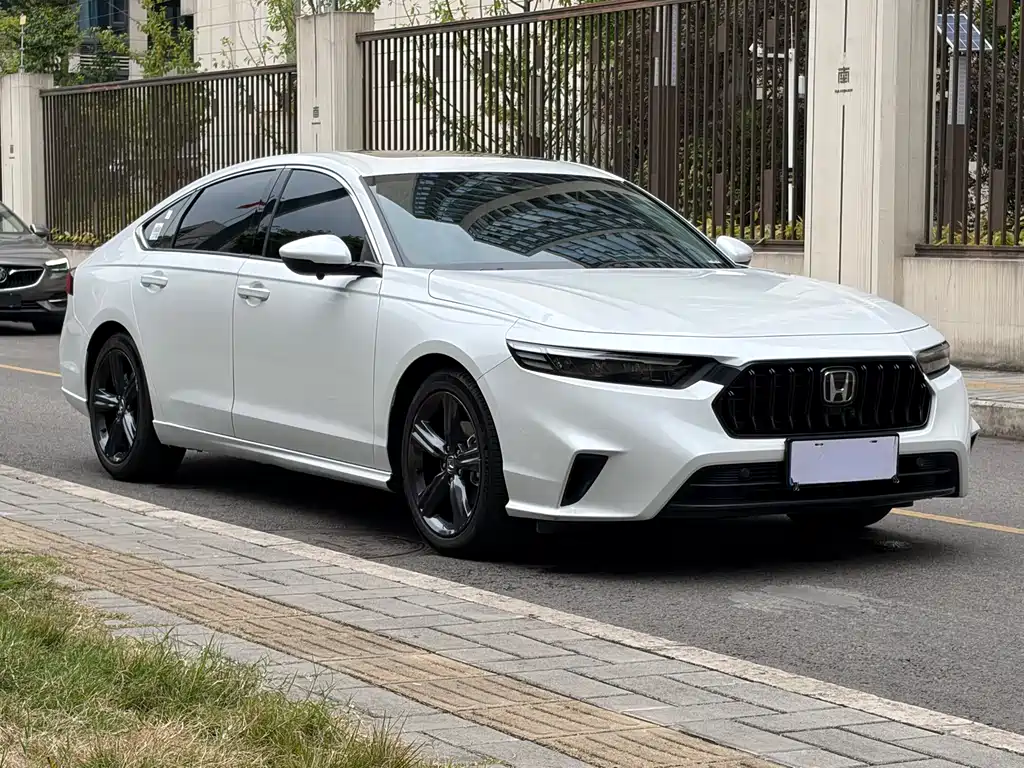 Honda Inspire 2024 260TURBO Elite Edition 2024 - thumbnail 2