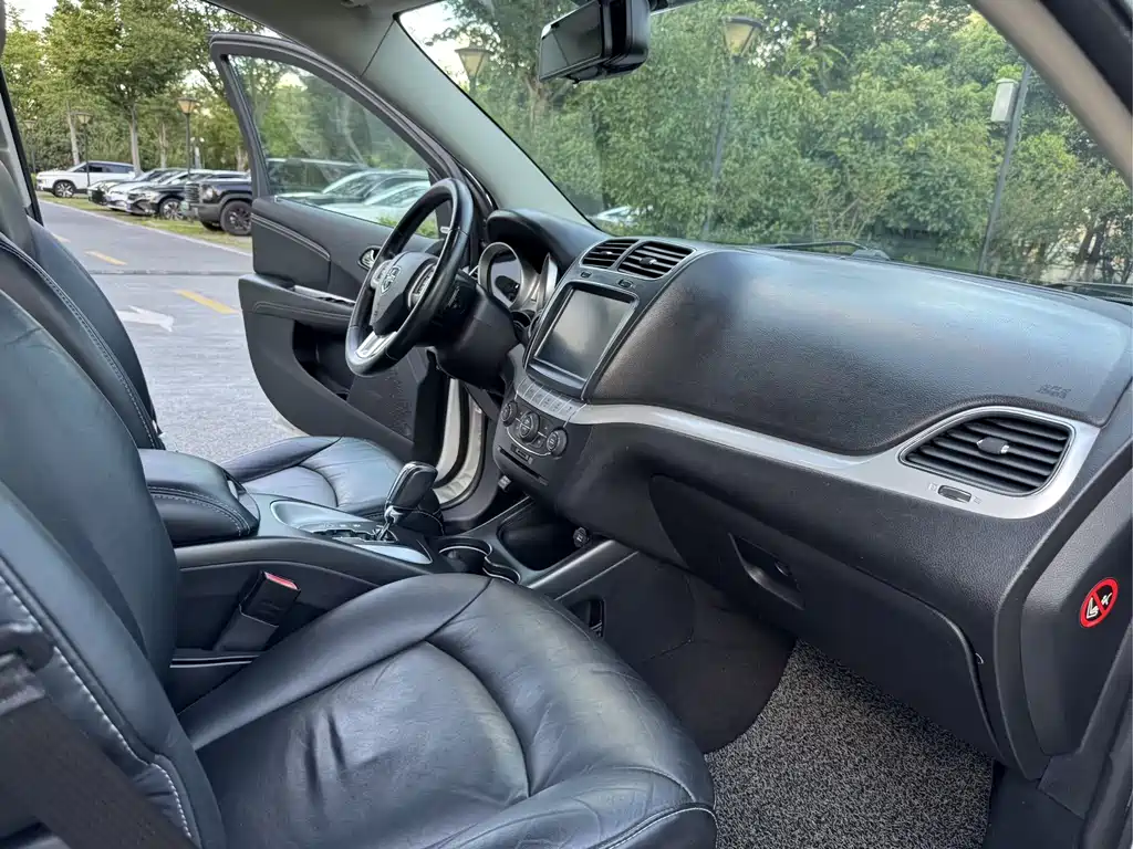 Dodge Dodge Durango 2013 2.4L 2WD Limited Edition 2014 - thumbnail 6